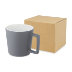 Tasse en céramique avec finition mate et anse carrée 370 ml