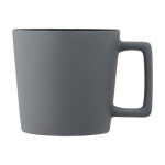 Tasse en céramique avec finition mate et anse carrée 370 ml vue latérale