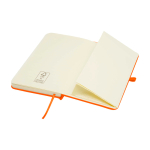 Carnet à couverture rigide avec toucher doux A6 pages lignées couleur orange troisième vue