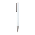 Stylo en aluminium recyclé avec clip argenté, encre bleue couleur blanc vue latérale