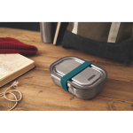 Lunch box en acier inoxydable avec couverts et sangle Black+Blum 1L couleur turquoise vue d'ambiance