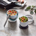 Lunch box type bol avec 2 compartiments hermétiques Black+Blum 900ml couleur turquoise vue d'ambiance