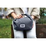Sac écologique scellé pour transporter la lunch box Black+Blum 6,7L couleur gris