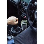 Gobelet thermique en acier inoxydable anti-goutte Black+Blum 600ml couleur vert olive vue d'ambience 3