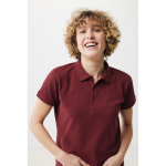 Polo femme coupe décontractée en coton piqué recyclé 220 g/m² Iqoniq couleur bordeaux quatrième vue avec modèle