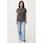 Polo femme coupe décontractée en coton piqué recyclé 220 g/m² Iqoniq couleur argenté mat deuxième vue avec modèle
