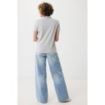 Polo femme coupe décontractée en coton piqué recyclé 220 g/m² Iqoniq couleur gris clair troisième vue avec modèle