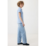 Polo femme coupe décontractée en coton piqué recyclé 220 g/m² Iqoniq couleur cyan quatrième vue avec modèle