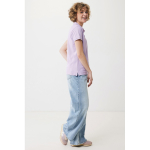 Polo femme coupe décontractée en coton piqué recyclé 220 g/m² Iqoniq couleur lilas quatrième vue avec modèle