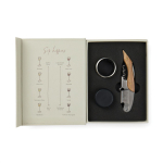 Set de vin avec boîte cadeau en forme de livre classique couleur blanc cassé deuxième vue avec boîte