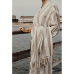 Peignoir en coton recyclé style hammam 200 g/m2, taille L/XL couleur beige vue d'ambiance 4