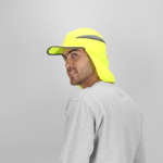 Casquette fluorescente ajustable et respirante avec rabat arrière vue d'ambiance