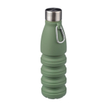 Bouteille pliable en silicone avec bouchon acier et mousqueton 550ml troisième vue