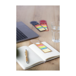 Marque-page en carton avec bandes adhésives colorées couleur marron deuxième vue