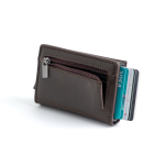 Porte-monnaie et porte-cartes avec protection RFID et accès à un clic couleur marron vue d'ambiance