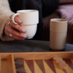 Tasse en porcelaine avec petite anse supérieure 270ml couleur blanc huitième vue