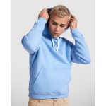 Sweat-shirt en coton et polyester 280 g/m² Roly Direct Urban couleur bleu pastel quatrième vue d'usage