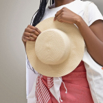 Chapeau en papier couleur naturelle avec ruban coloré à personnaliser vue détail 2