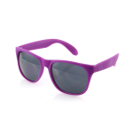 Lunettes de soleil coloris mats avec verres noirs translucides couleur fuchsia quatrième vue