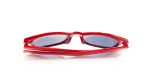 Lunettes de soleil pour enfant en différents coloris avec verres noirs couleur rouge troisième vue
