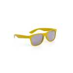 Lunettes de soleil pour enfant en différents coloris avec verres noirs couleur jaune première vue
