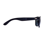 Lunettes de soleil rétro avec branches en bambou et revêtement noir couleur noir vue latéral avec logo 2