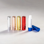 Stick baume à lèvres dans étui métallisé coloré deuxième vue