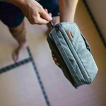Grande trousse de toilette imperméable avec crochet, Peak Design couleur vert foncé