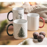 Tasse en céramique avec motif de Noël et anse assortie 300 ml couleur rouge vue d'ambiance