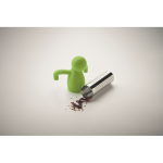 Infuseur à thé en inox en forme de petit bonhomme en silicone couleur vert lime cinquième vue photographique