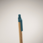 Stylo à bille en bambou et paille de blé, encre bleue couleur bleu deuxième vue photographique