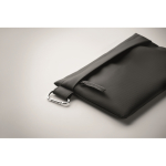 Pochette en polyester et PU avec mousqueton sur le côté couleur noir quatrième vue photographique
