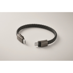 Bracelet tressé en PU avec câble de charge et de données 60W couleur noir troisième vue photographique