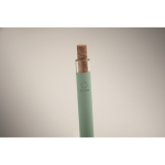 Stylo en aluminium recyclé avec bouton-poussoir en liège, encre bleue couleur vert menthe troisième vue photographique