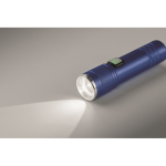 Lampe de poche en aluminium recyclé avec 3 réglages lumière et zoom couleur bleu troisième vue photographique