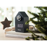Réveil en forme de nichoir avec un écran LED blanc couleur noir deuxième vue d'ambiance 2