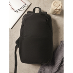 Sac à dos antivol avec compartiments pour PC et tablette 15'' couleur noir vue d'ambiance
