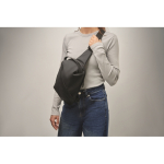 Sac bandoulière élégant en cuir synthétique noir au toucher doux couleur noir vue thématique photographique