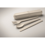 Set de 3 couverts réutilisables et et écologiques avec étui assorti couleur beige quatrième vue photographique