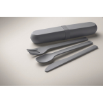 Set de 3 couverts réutilisables et et écologiques avec étui assorti couleur noir mat quatrième vue photographique