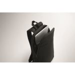 Sac à dos pour ordinateur RPET et PU avec sangle pour bagages 16'' couleur noir vue thématique photographique