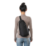 Sac bandoulière durable en rPET recyclé avec bretelles ajustables couleur noir troisième vue