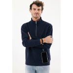 Dragonne ajustable pour smartphone en RPET avec crochet sécurisé couleur noir troisième vue avec modèle