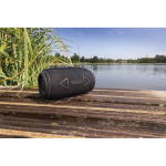 Haut‑parleur BT 5.3 en plastique recyclé résistant IPX4 16W couleur noir vue d'ambiance 2