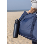 Gourde de sport en acier recyclé avec bouchon antifuite 600 ml couleur noir vue d'ambiance