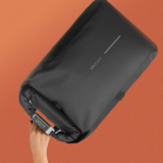 Sac à dos urbain imperméable avec fixation pour vélo et antivol 16” couleur noir