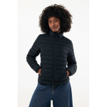 Doudoune femme en polyester recyclé 70 g/m² IQONIQ Maiko couleur noir cinquième vue avec modèle