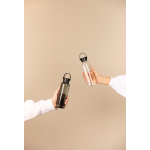 Bouteille RPET minimaliste avec couvercle en acier et anse 550 ml couleur transparent vue d'ambiance 2