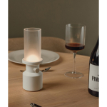 Lampe de table recyclée avec batterie rechargeable et régulateur couleur blanc vue d'ambiance