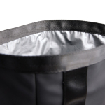 Sac isotherme en polyester recyclé design enroulable 25L couleur noir troisième vue